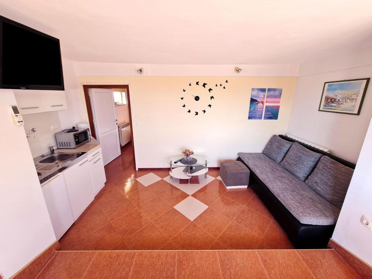 Guesthouse Casa Barbaro Rovinjsko Selo Exterior photo